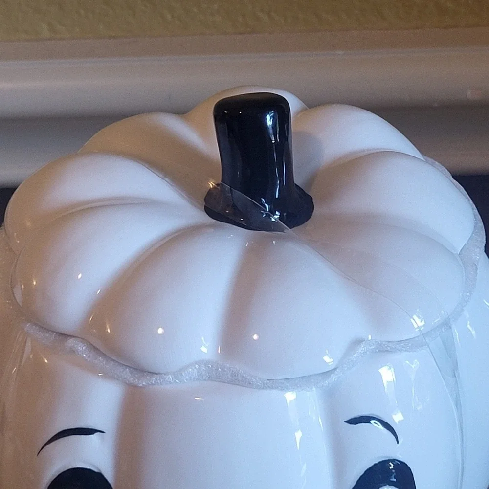 Little Village Transpac Shelly Comiskey Halloween Jack O Lantern Teapot NEW